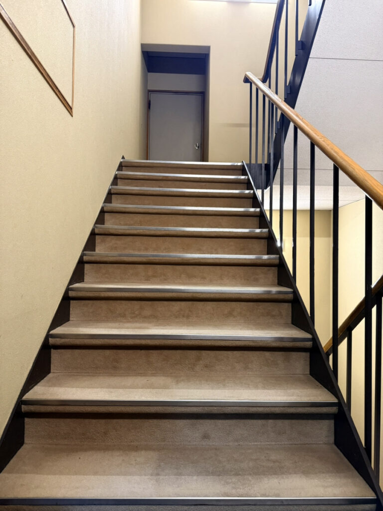 A Fresh Step Forward: Introducing Ourd New, Cozy Staircase Carpets at Ryokan Sakanoue!